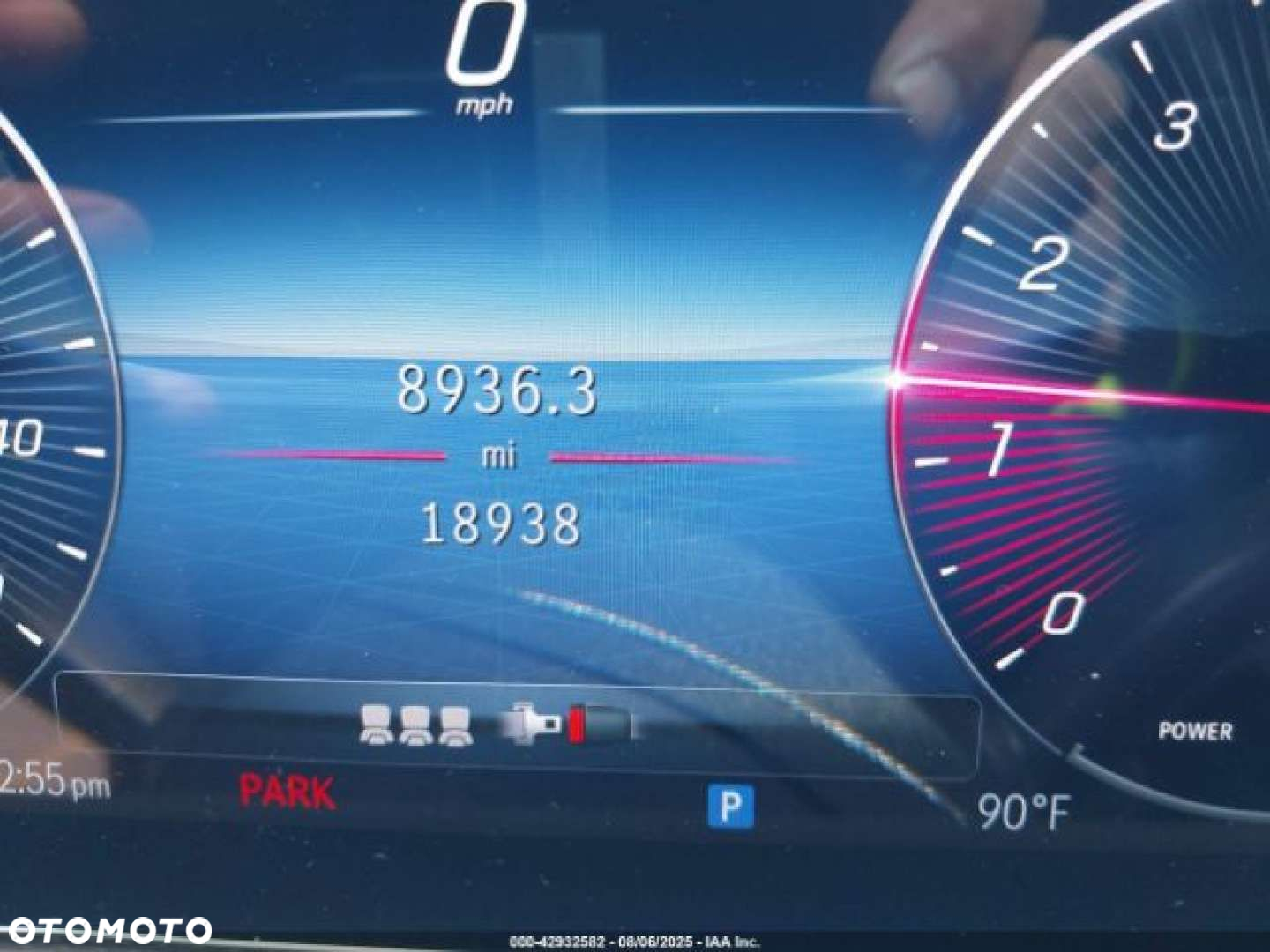 Mercedes-Benz CLA - 12