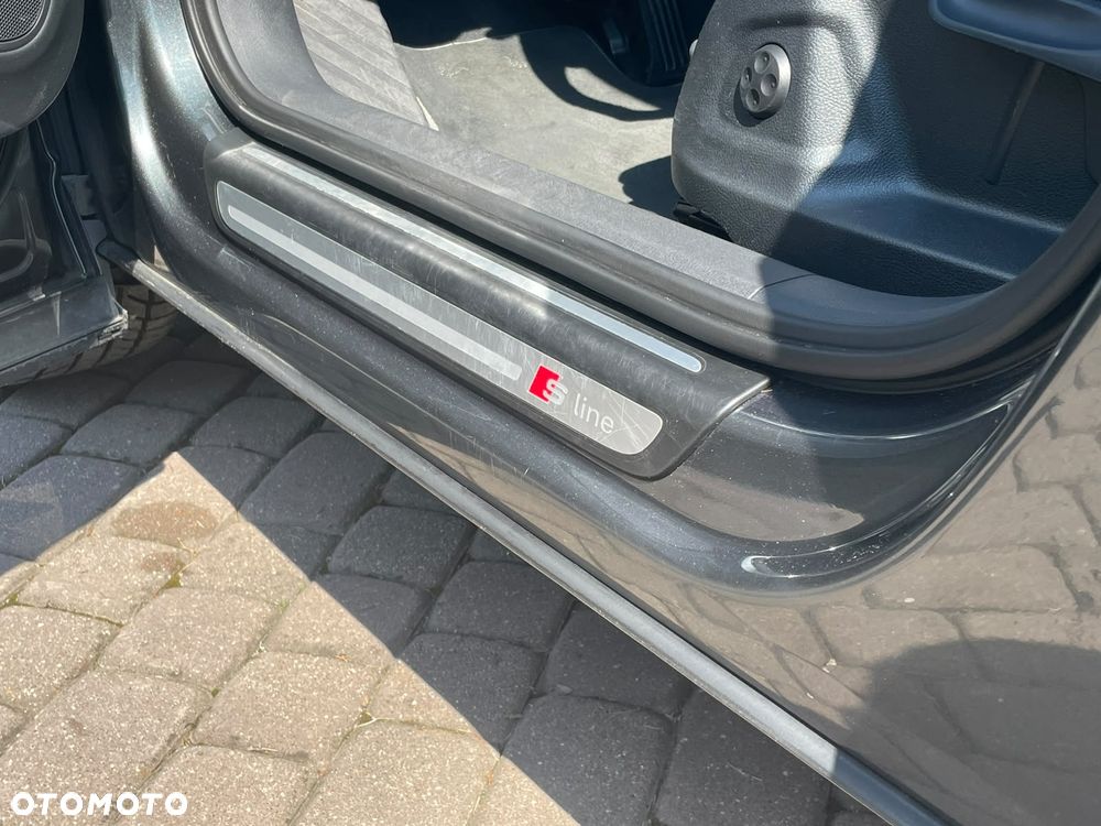 Audi Q3 2.0 TDI Quattro S tronic sport - 19