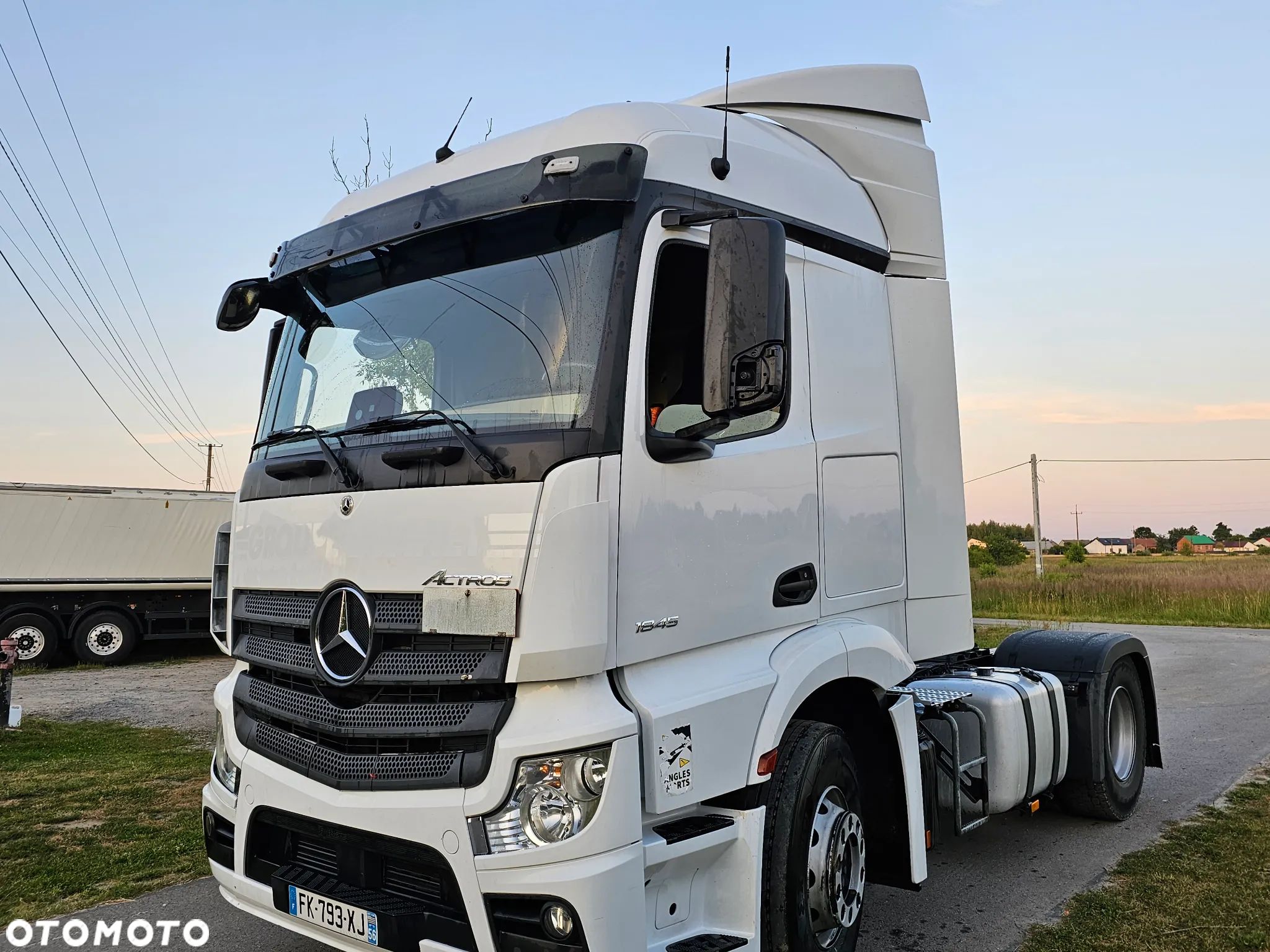 Mercedes-Benz Actros - 1