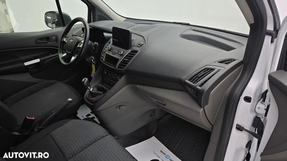 Ford Transit Connect - 20