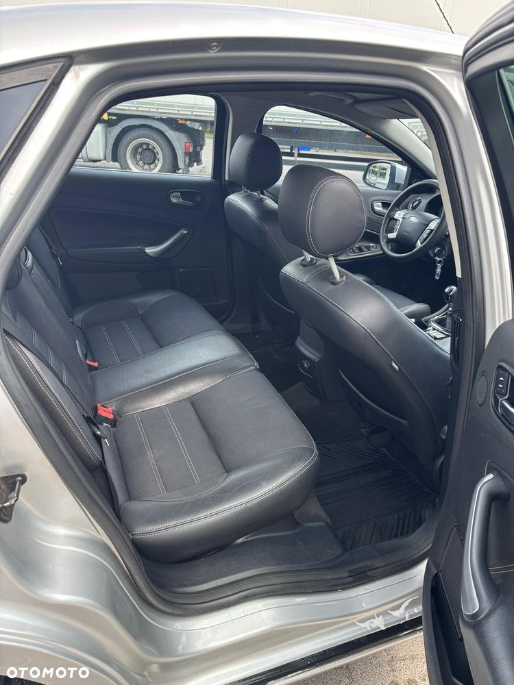 Ford Mondeo 2.0 TDCi Titanium S - 15