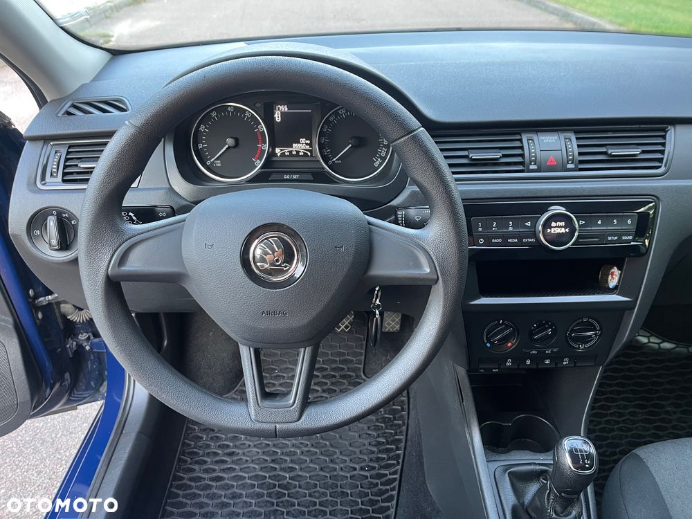 Skoda RAPID 1.2 TSI Active - 18