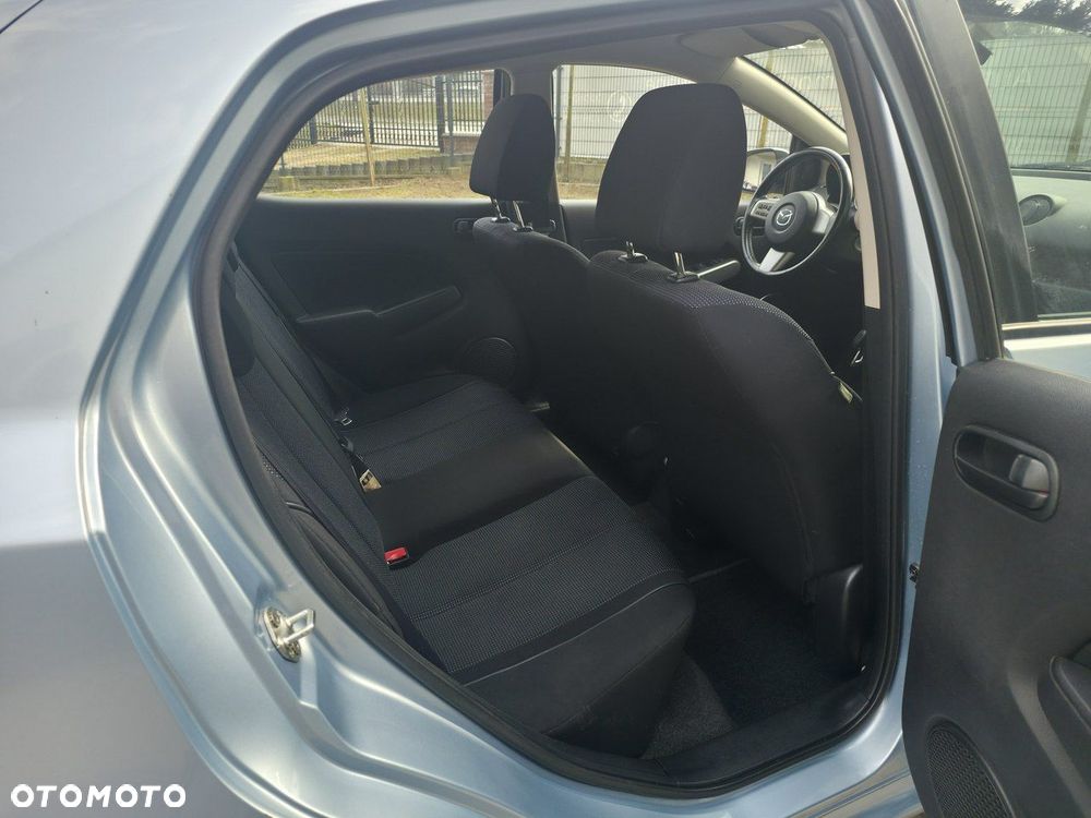Mazda 2 - 9