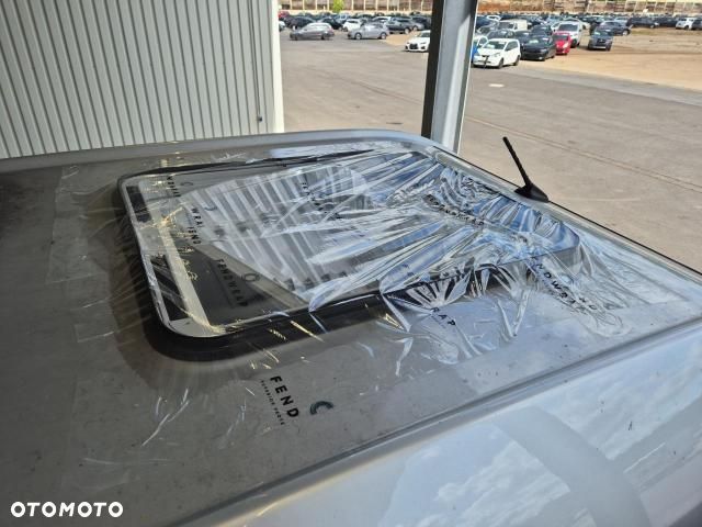 Volkswagen GRAND CALIFORNIA - 19