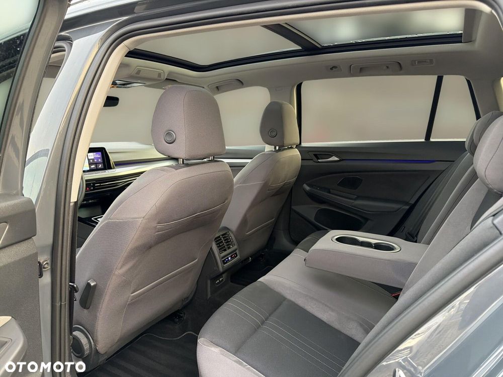 Volkswagen Golf - 37