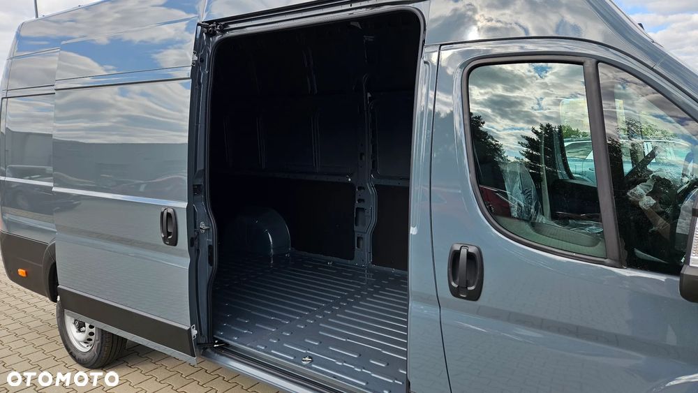Opel Movano - 7