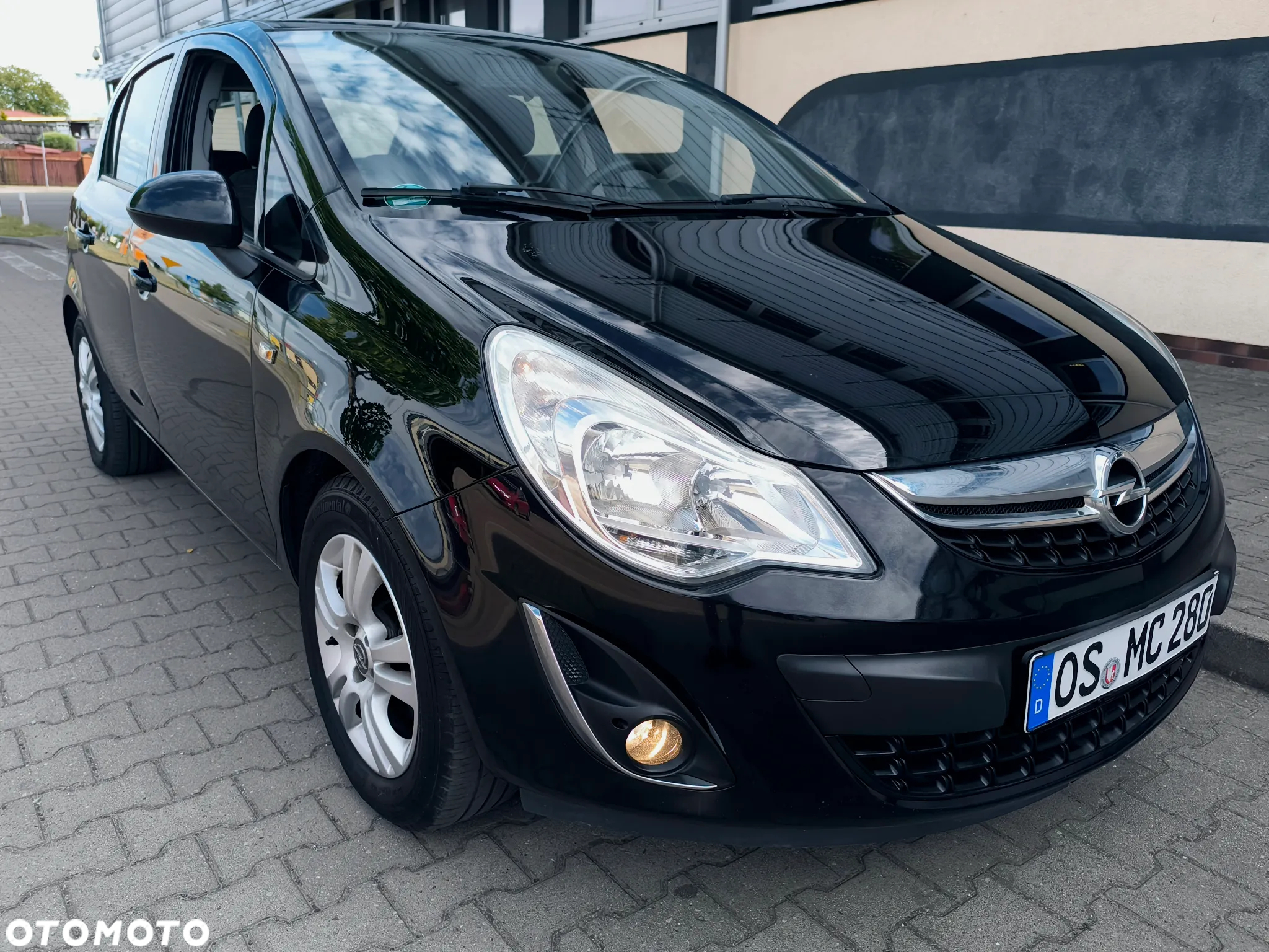 Opel Corsa 1.2 16V Enjoy - 6