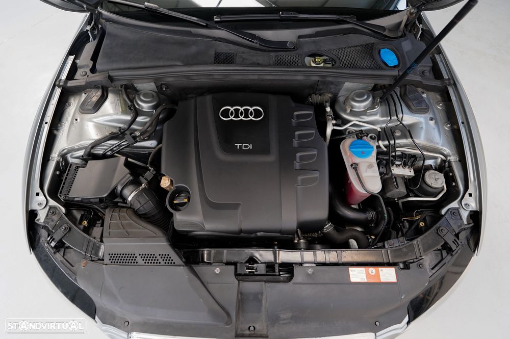 Audi A5 Cabrio 2.0 TDi - 32