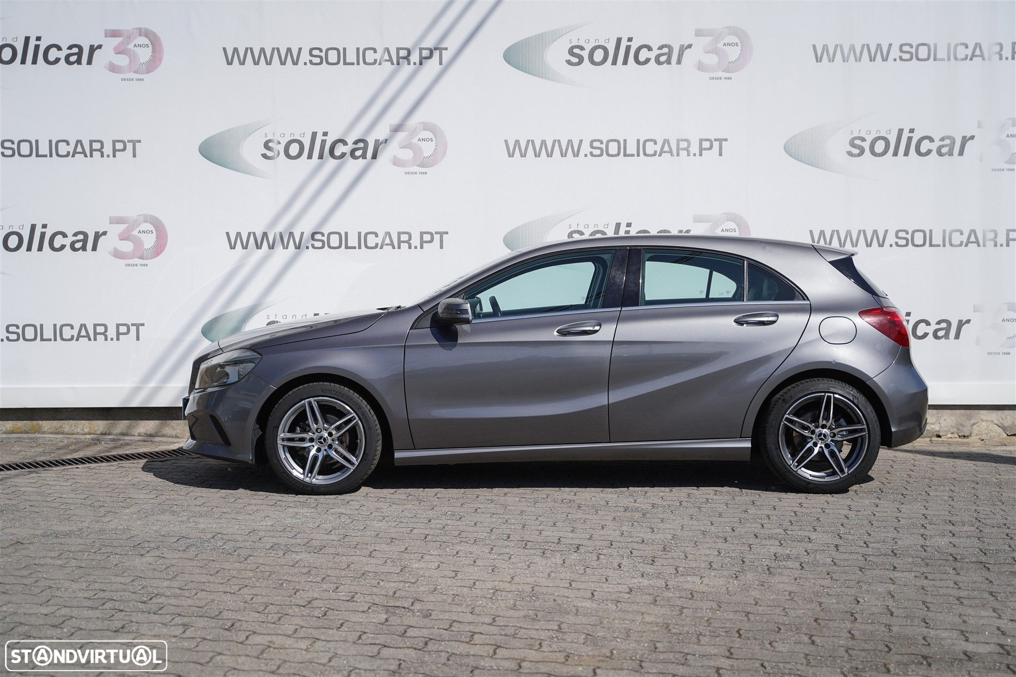 Mercedes-Benz A 180 d Urban - 11
