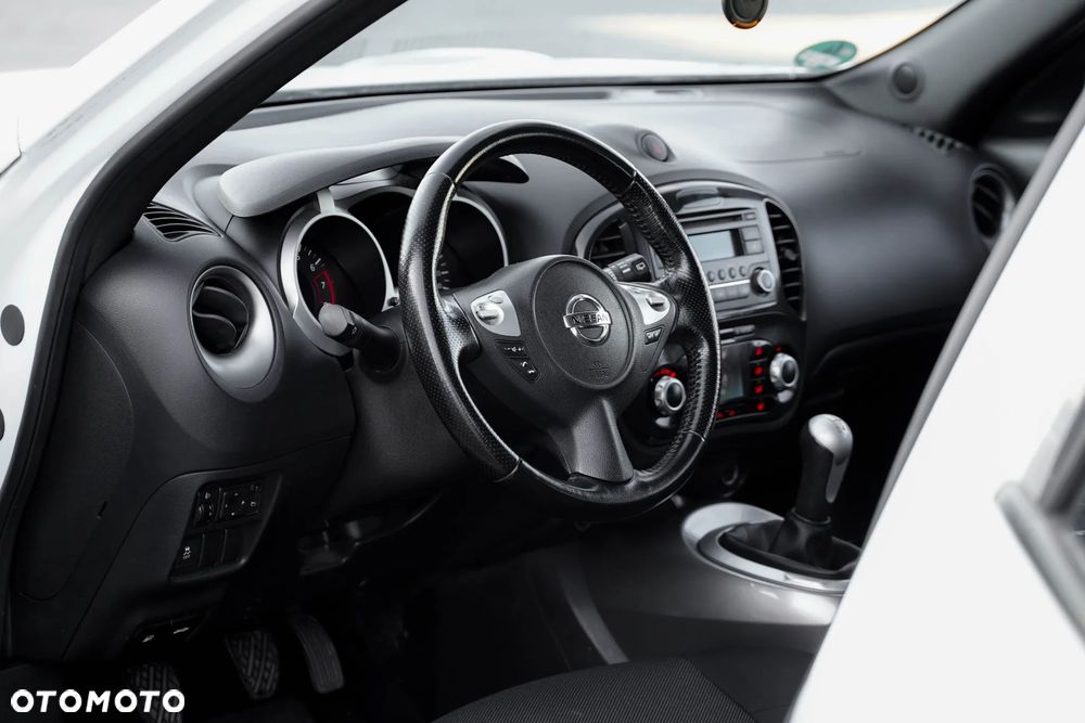 Nissan Juke 1.6 Acenta S&S - 12