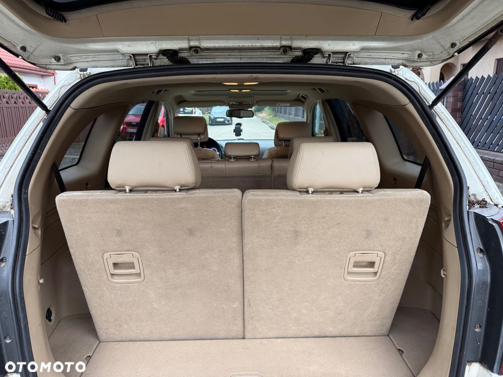 Chevrolet Captiva - 25