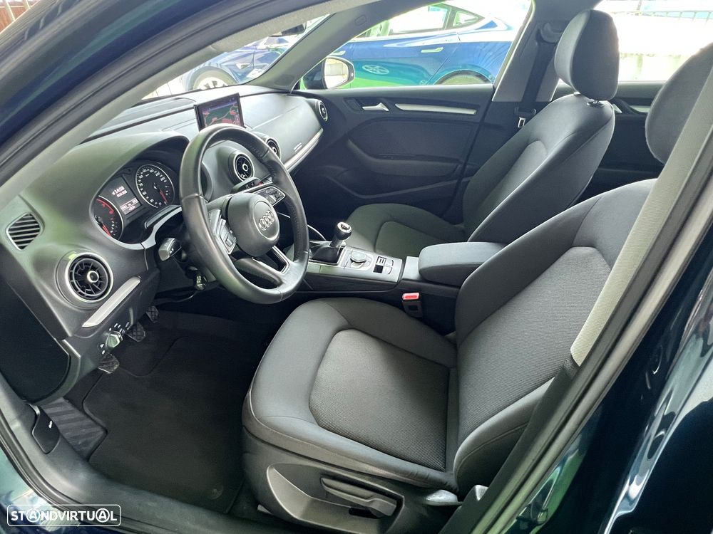 Audi A3 Sportback 30 TFSI Sport - 7