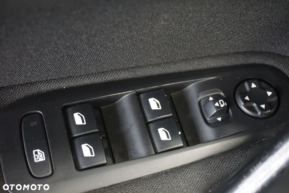 Peugeot 308 BlueHDi FAP 120 EAT6 Stop & Start Active - 27