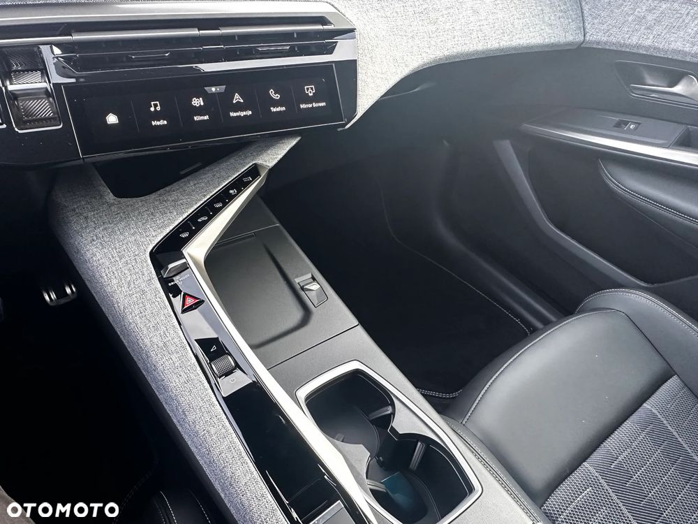 Peugeot 5008 1.2 PureTech GT S&S EAT8 - 11