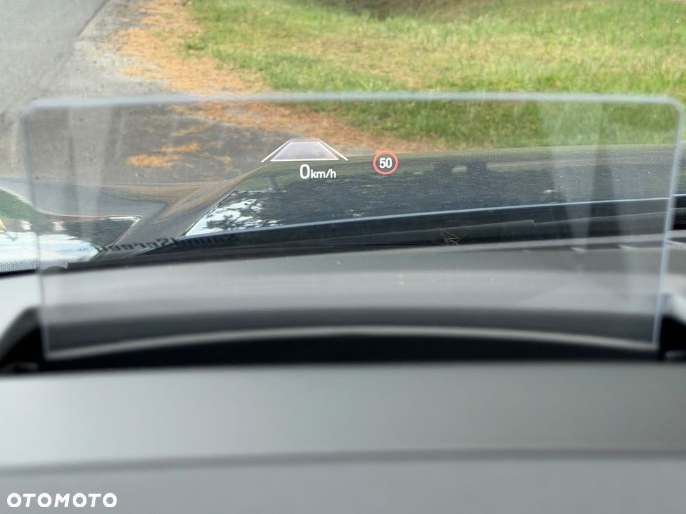 Ford Kuga - 28