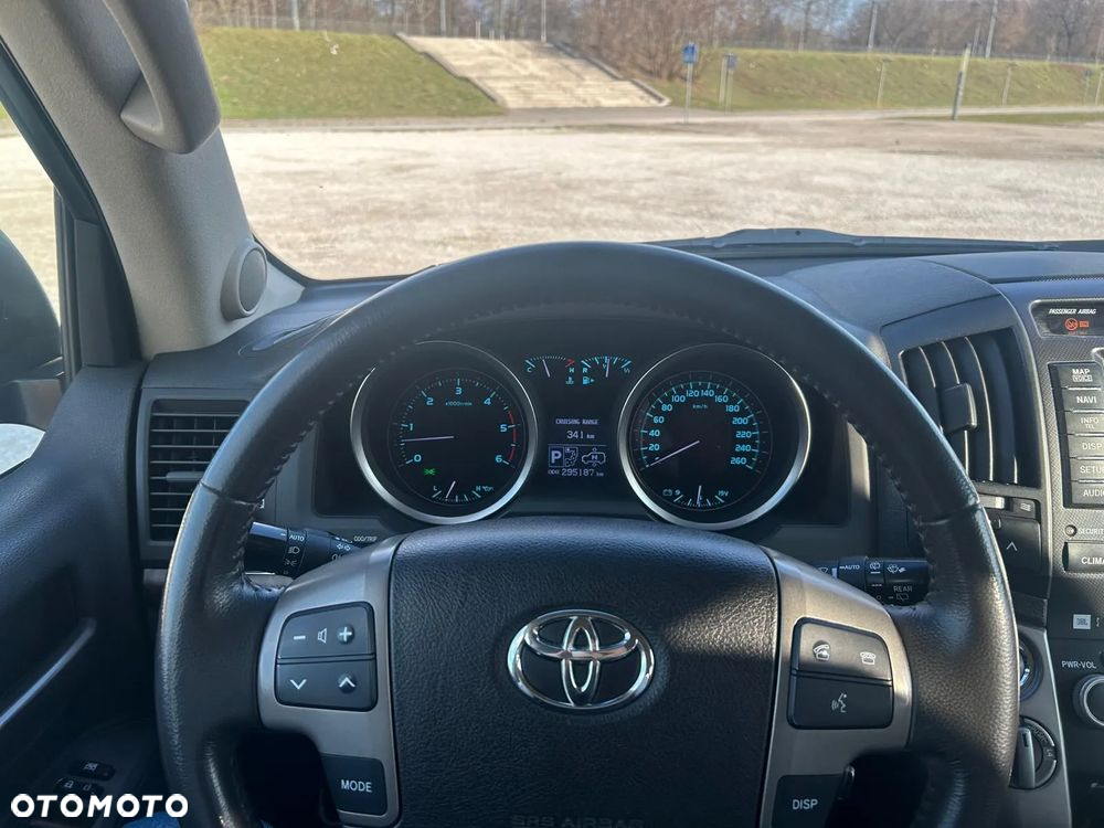 Toyota Land Cruiser LC 4.5 V8 D-4D Prestige Platinium 7os - 16