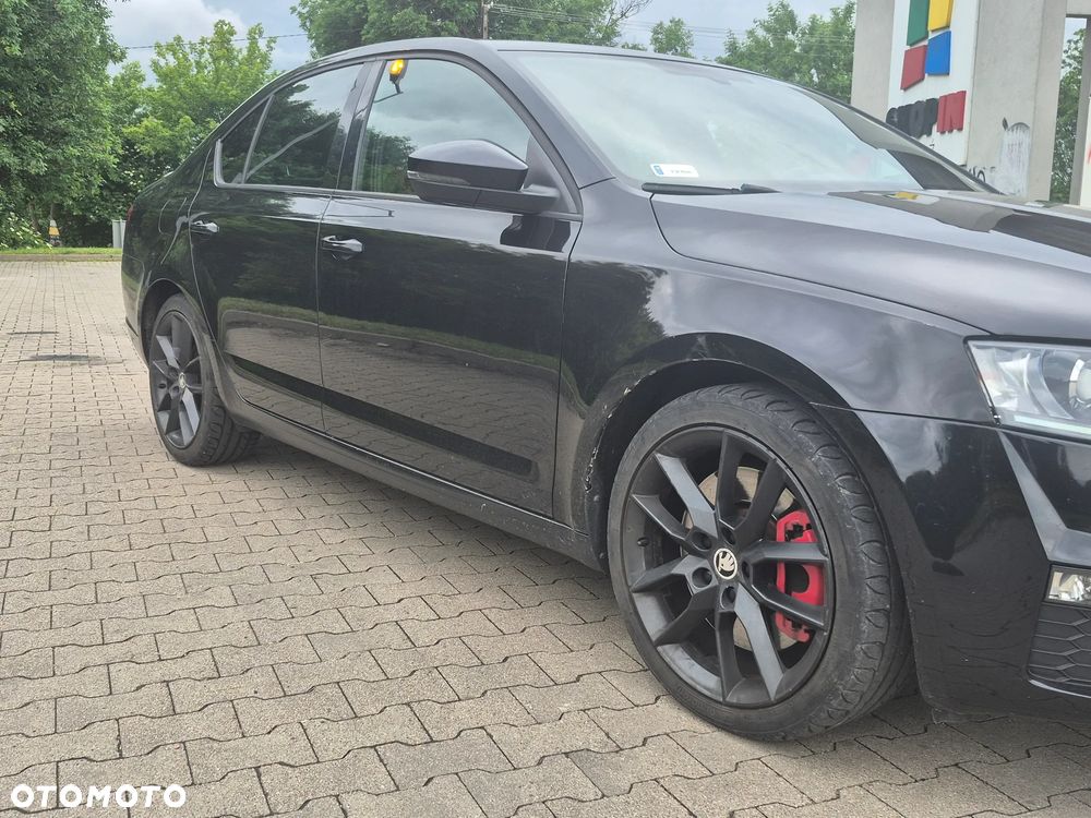 Skoda Octavia 2.0 TSI RS - 3