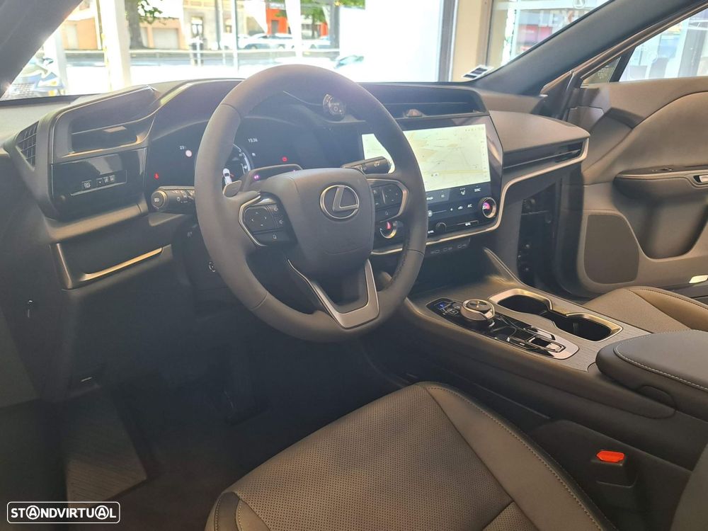 Lexus RZ 450e Executive Plus - 20