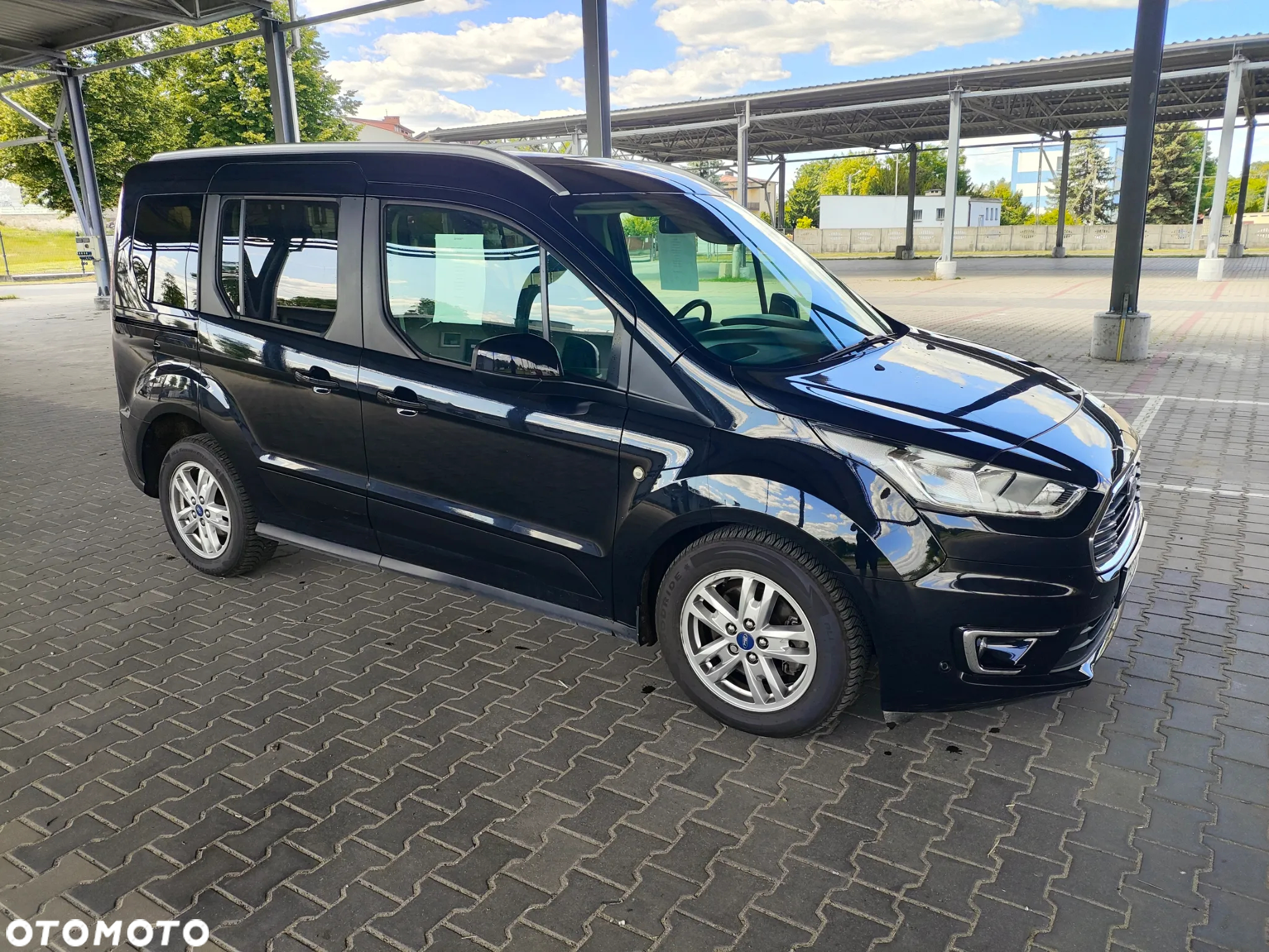 Ford Tourneo Connect 1.5 EcoBlue Start-Stop Active - 8