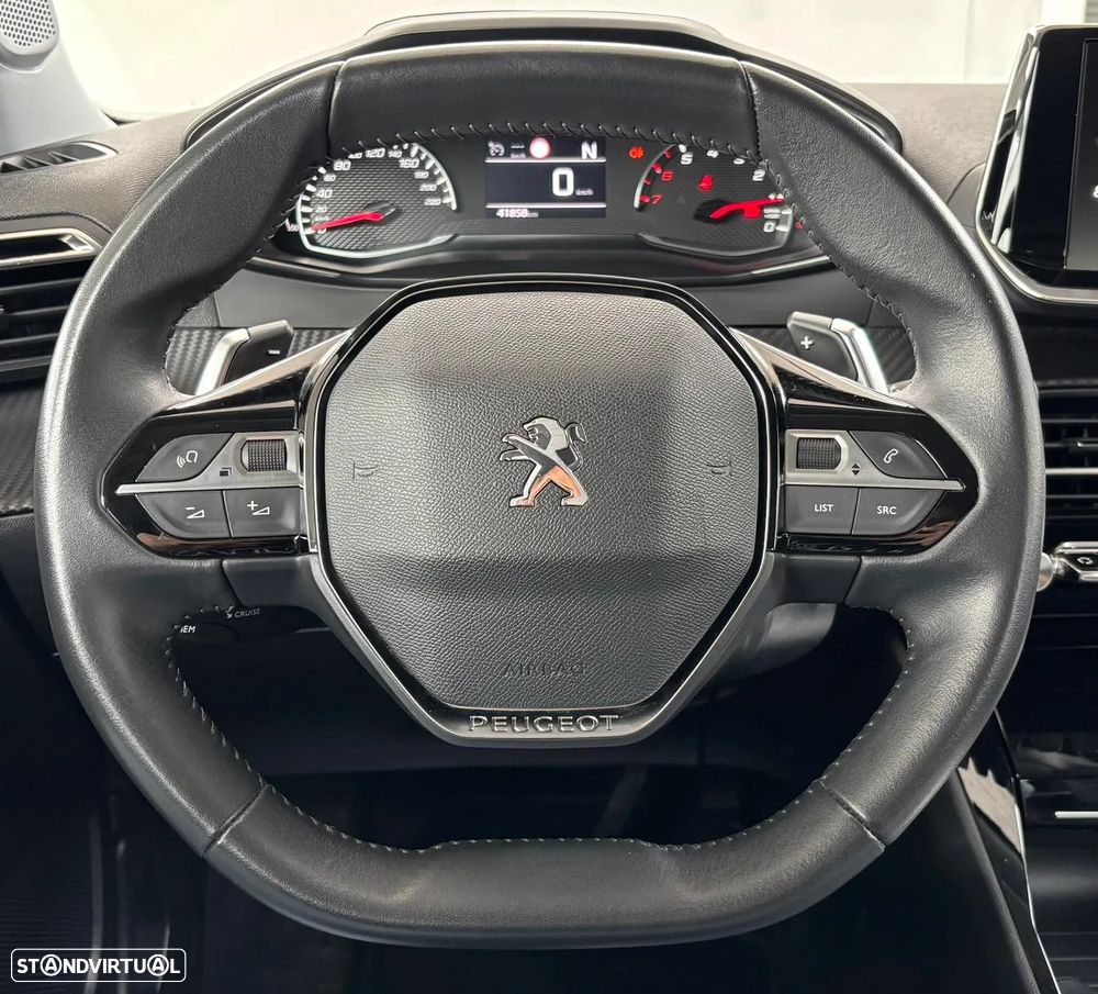 Peugeot 2008 1.5 BlueHDi Allure EAT8 - 4