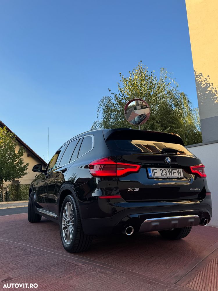 BMW X3 xDrive20d AT Luxury Line - 3