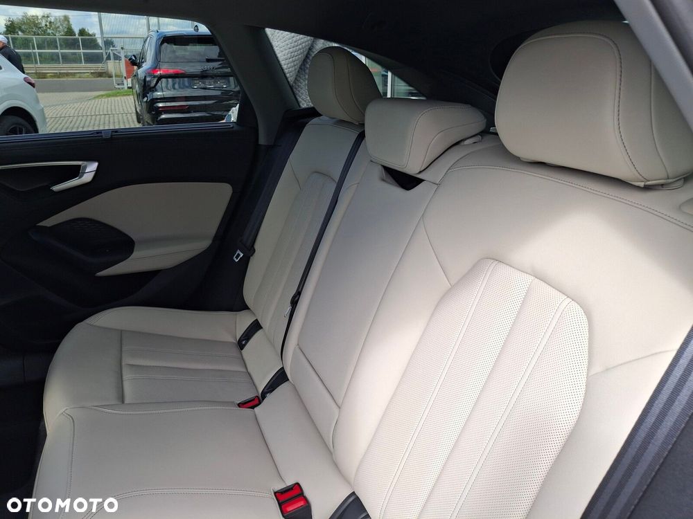Audi A5 Avant - 22