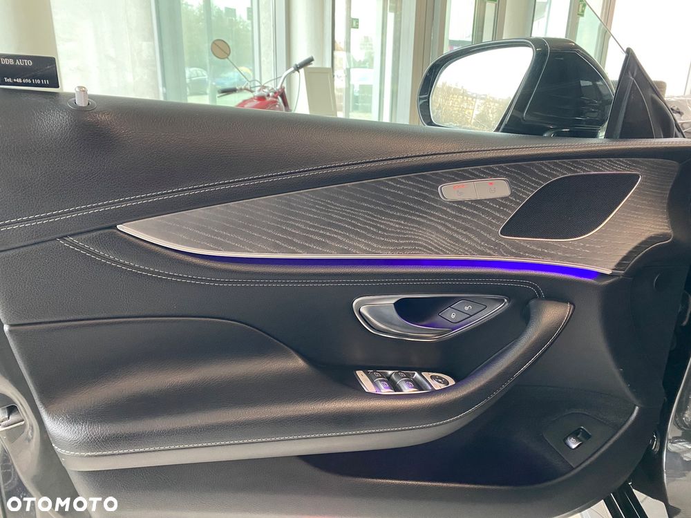 Mercedes-Benz CLS - 18