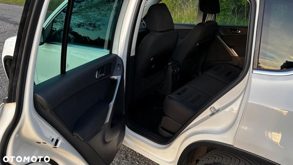 Volkswagen Tiguan 2.0 TDI 4Mot Sport&Style DSG - 30