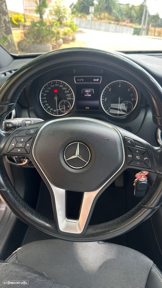 Mercedes-Benz A 180 d AMG Line - 9