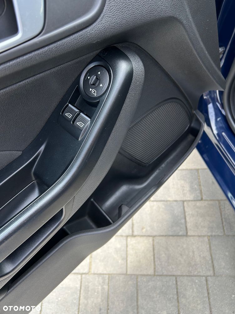 Ford Fiesta - 18
