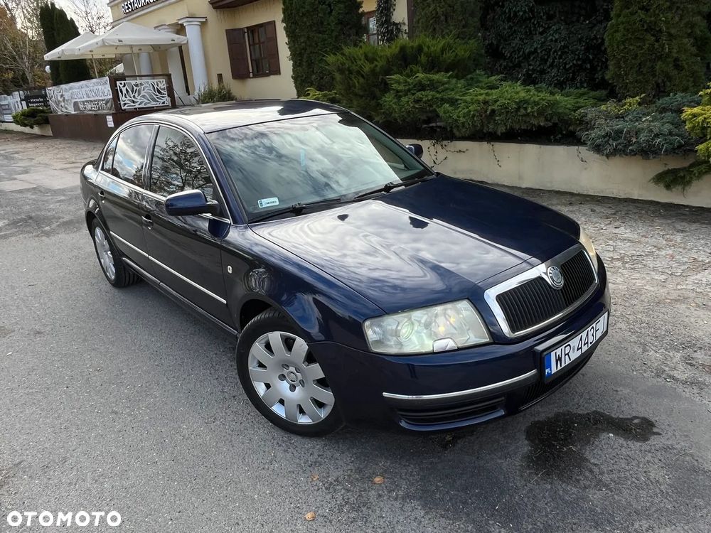 Skoda Superb 2.8 V6 Elegance - 2