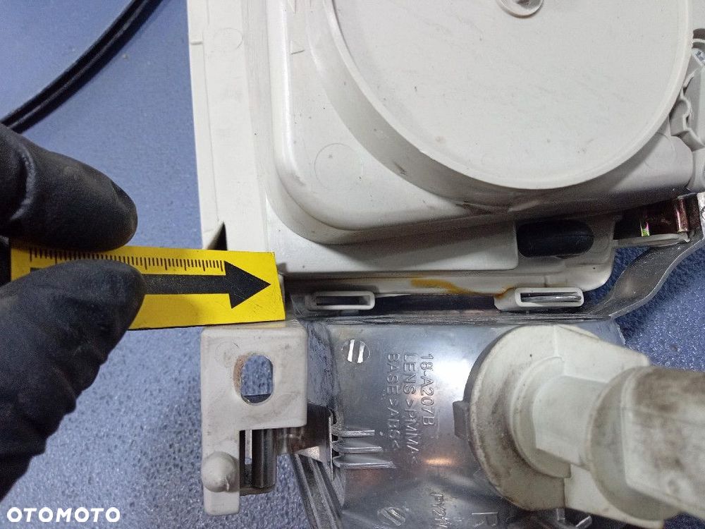 SKODA OCTAVIA I LIFT 00- REFLEKTOR PRAWY LAMPA H4 EU 20-6231 - 11