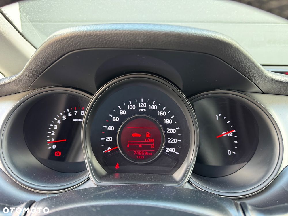 Kia Ceed 1.4 CVVT - 24