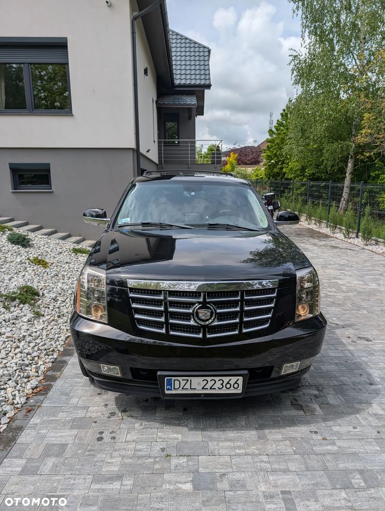 Cadillac Escalade 6.2 V8 Sport Luxury - 3