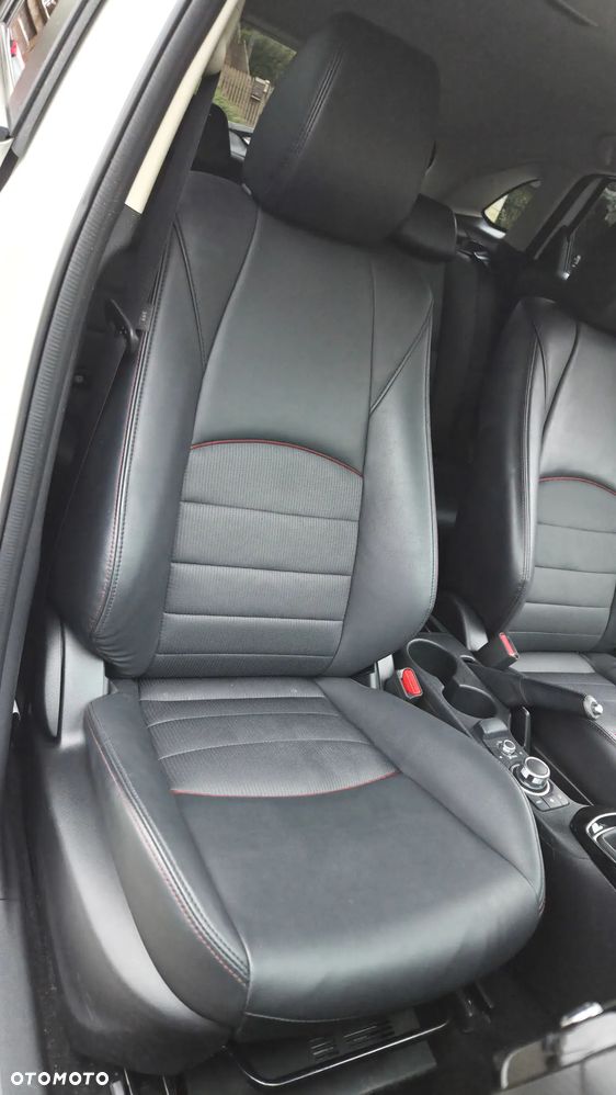 Mazda CX-3 SKYACTIV-G 120 FWD Exclusive-Line - 28