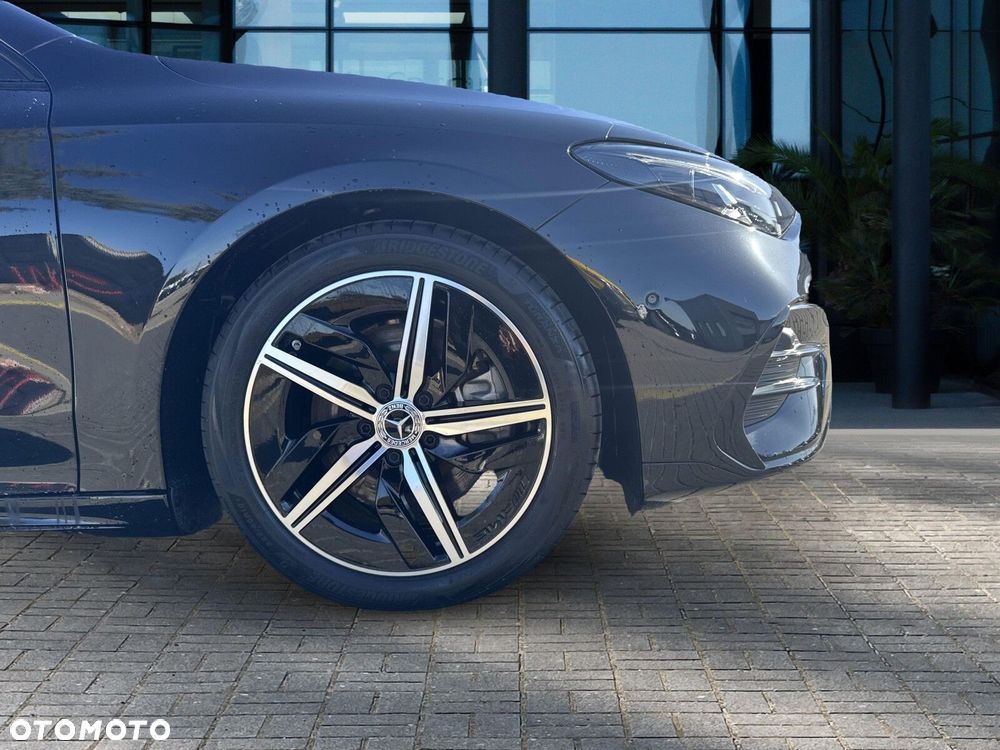 Mercedes-Benz CLA - 16
