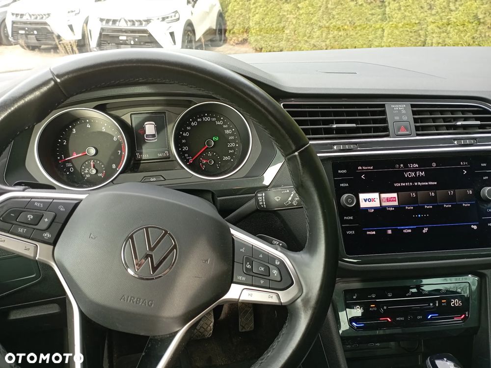 Volkswagen Tiguan - 8