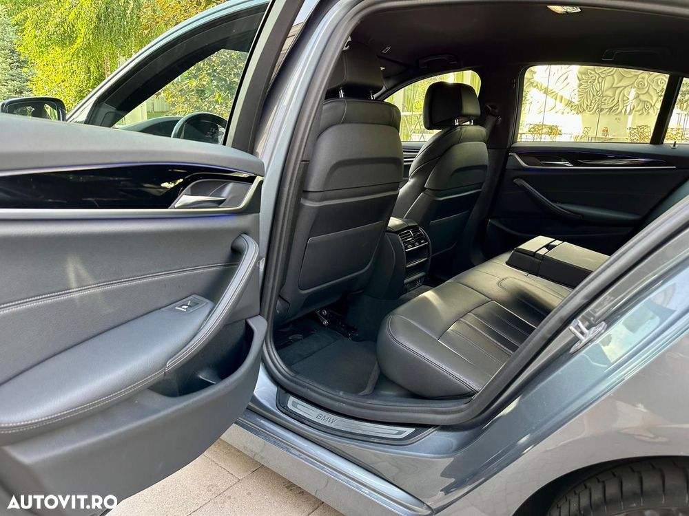 BMW Seria 5 520d AT MHEV - 6