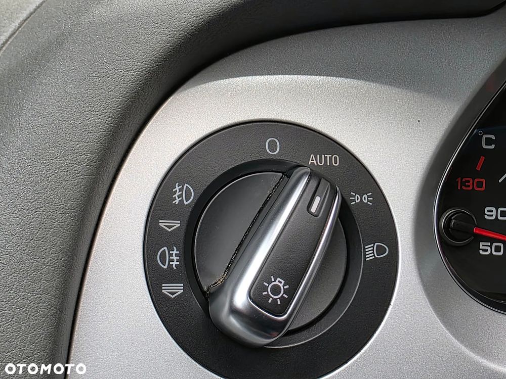 Audi A6 Avant 2.0 TDI DPF - 17