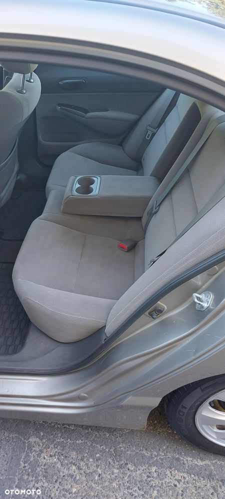 Honda Civic 1.8i-VTEC Comfort - 8