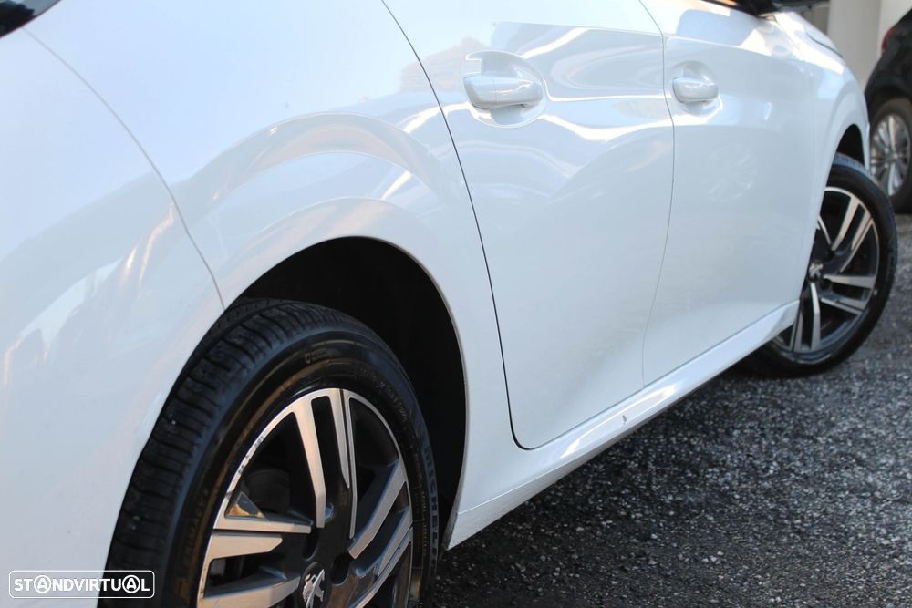 Peugeot 208 1.2 PureTech Allure Pack EAT8 - 30