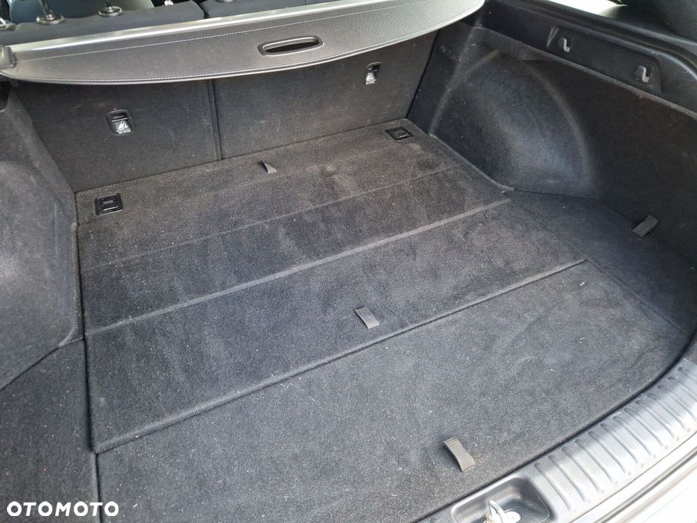 Kia Ceed - 12