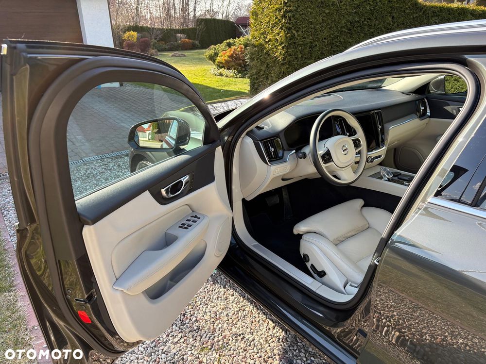 Volvo V60 B3 B Inscription - 14