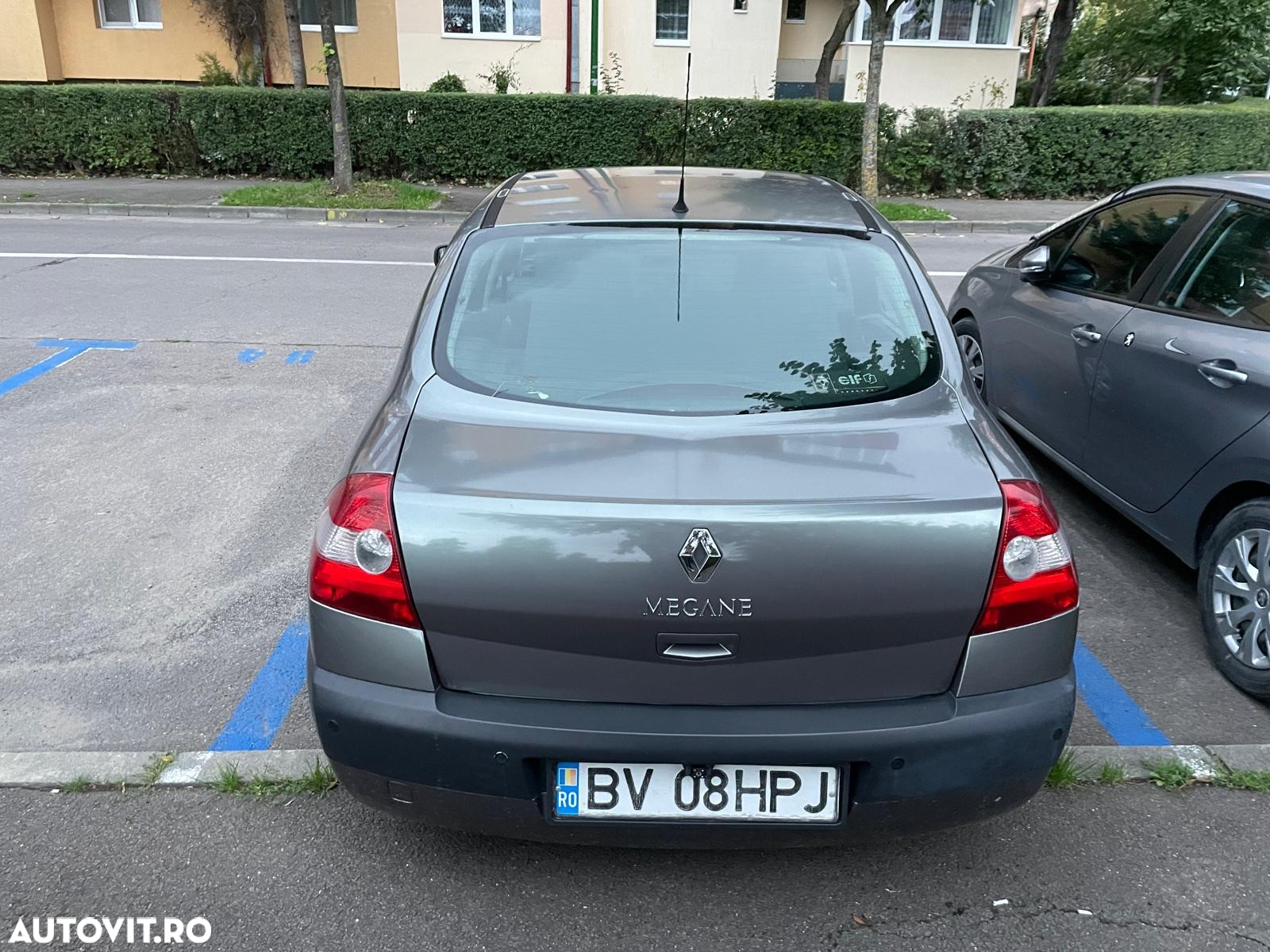 Renault Megane II Sedan 1.6 Influence - 5
