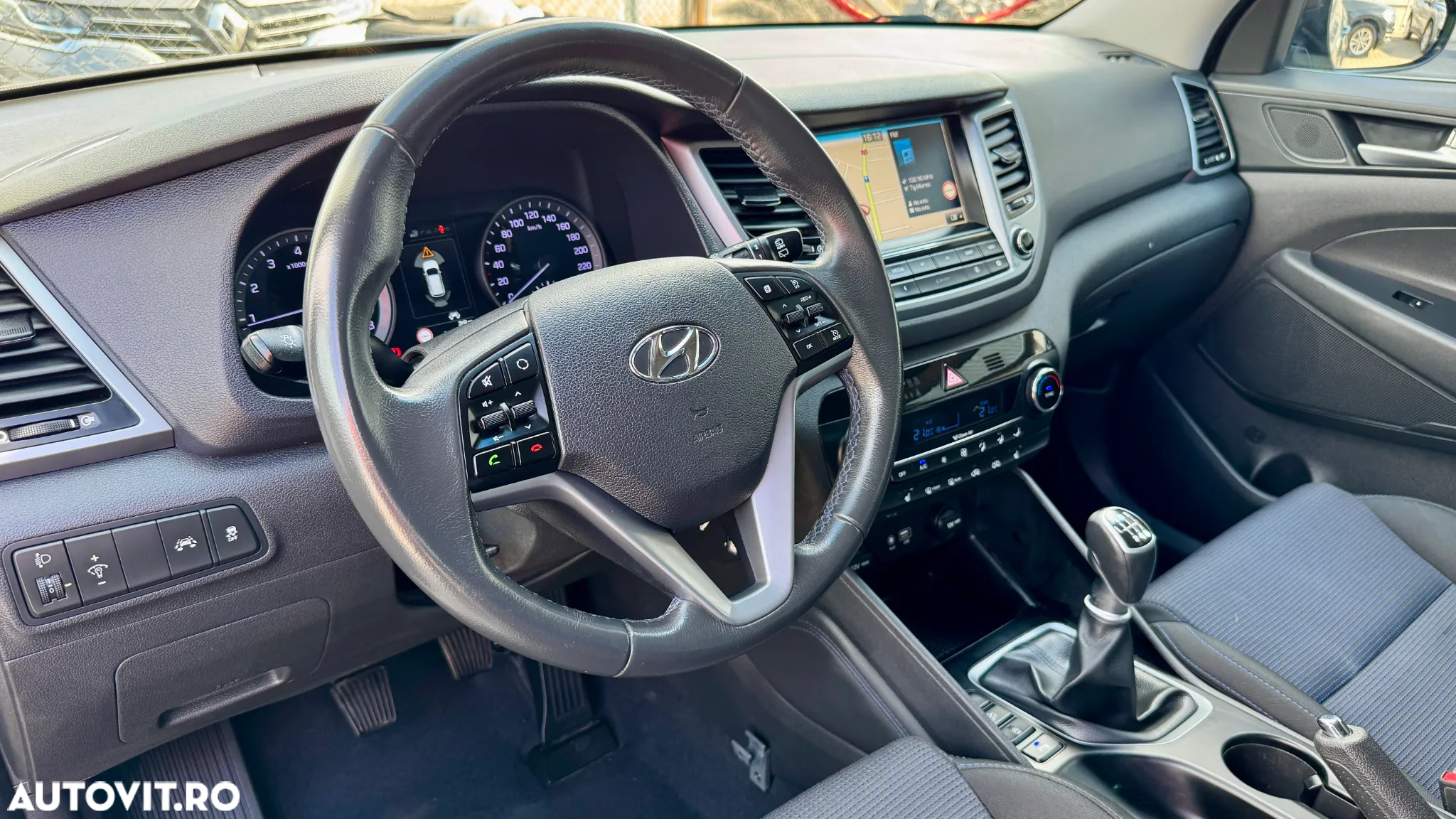 Hyundai Tucson 1.6 GDI 2WD 6MT Comfort - 9