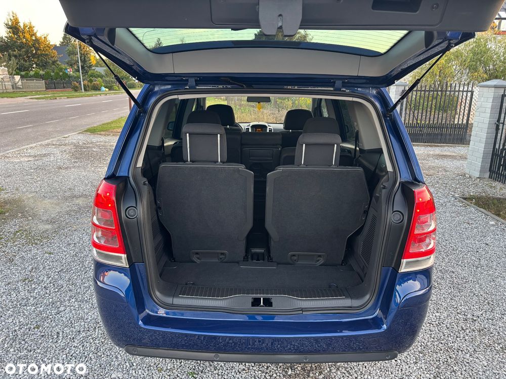 Opel Zafira - 20