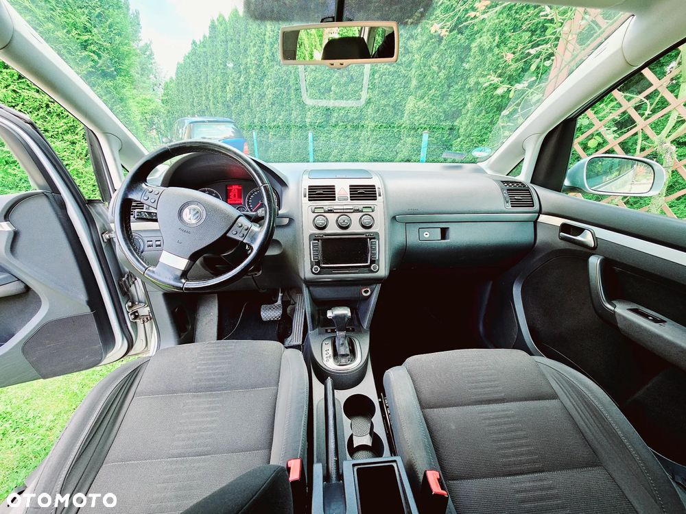 Volkswagen Touran 1.4 TSI Comfortline DSG - 10