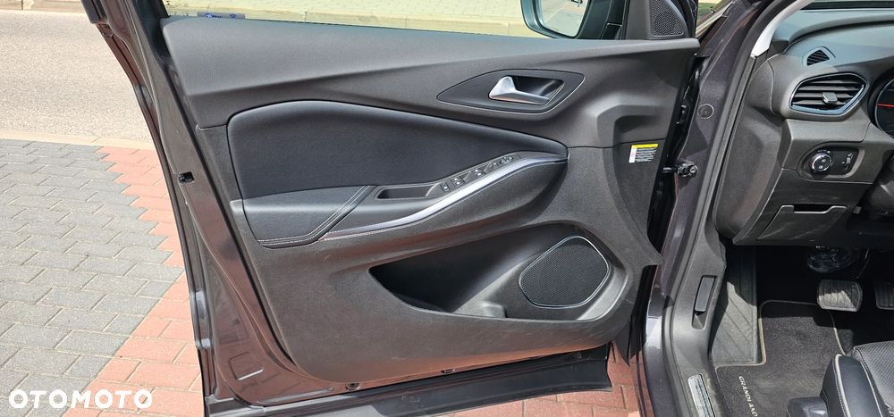 Opel Grandland X 1.6 DStart/Stop Automatik Business INNOVATION - 12