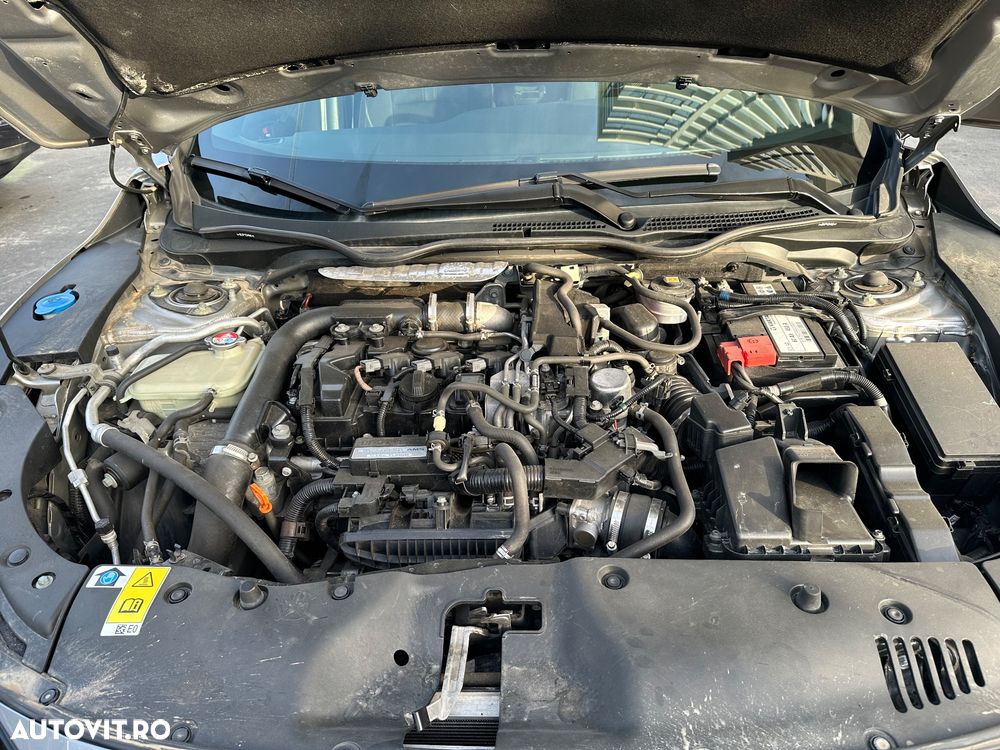Honda Civic 1.0 VTEC Turbo CVT Elegance - 17