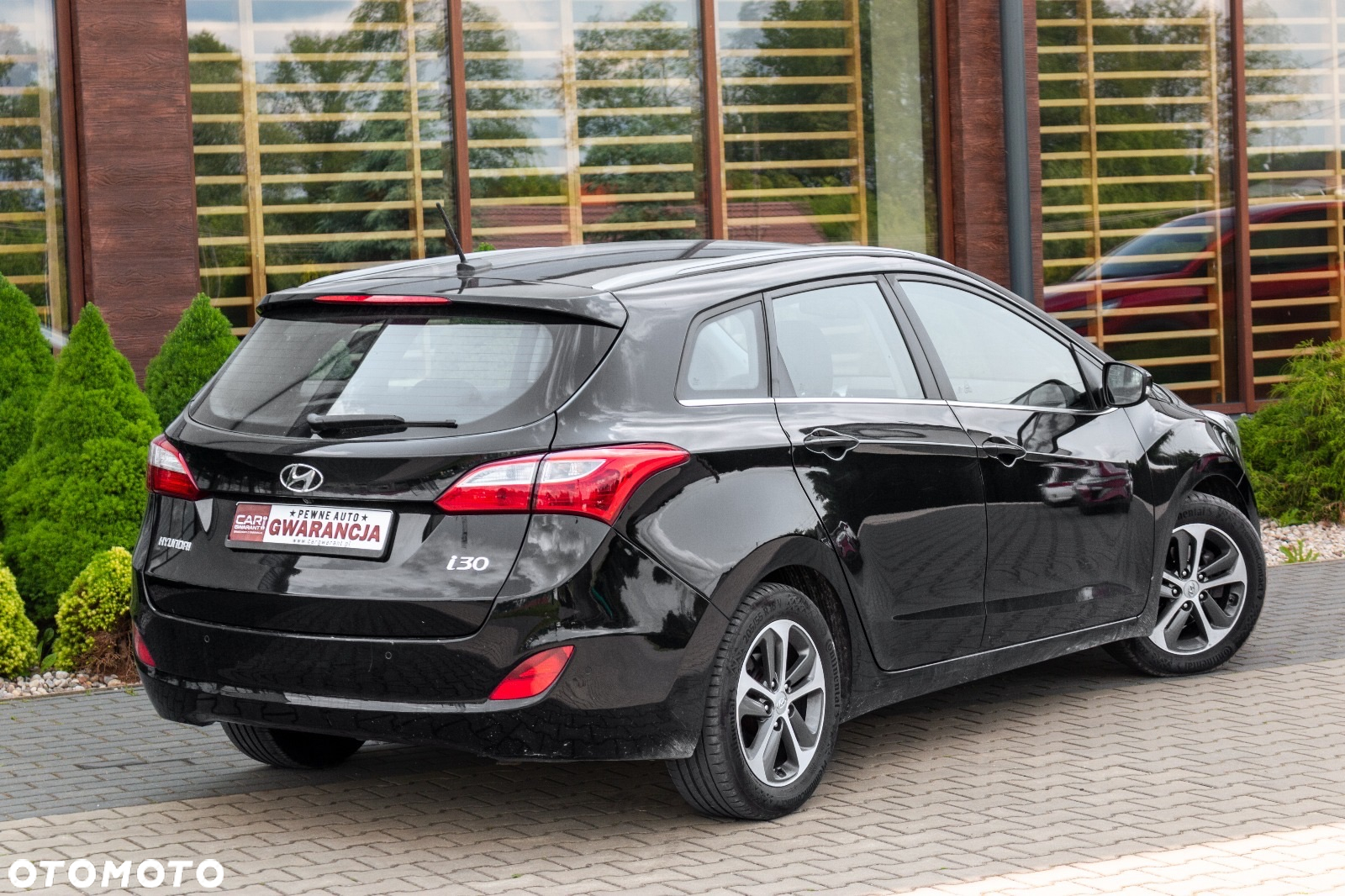 Hyundai i30 1.6 D GO Plus DCT - 3
